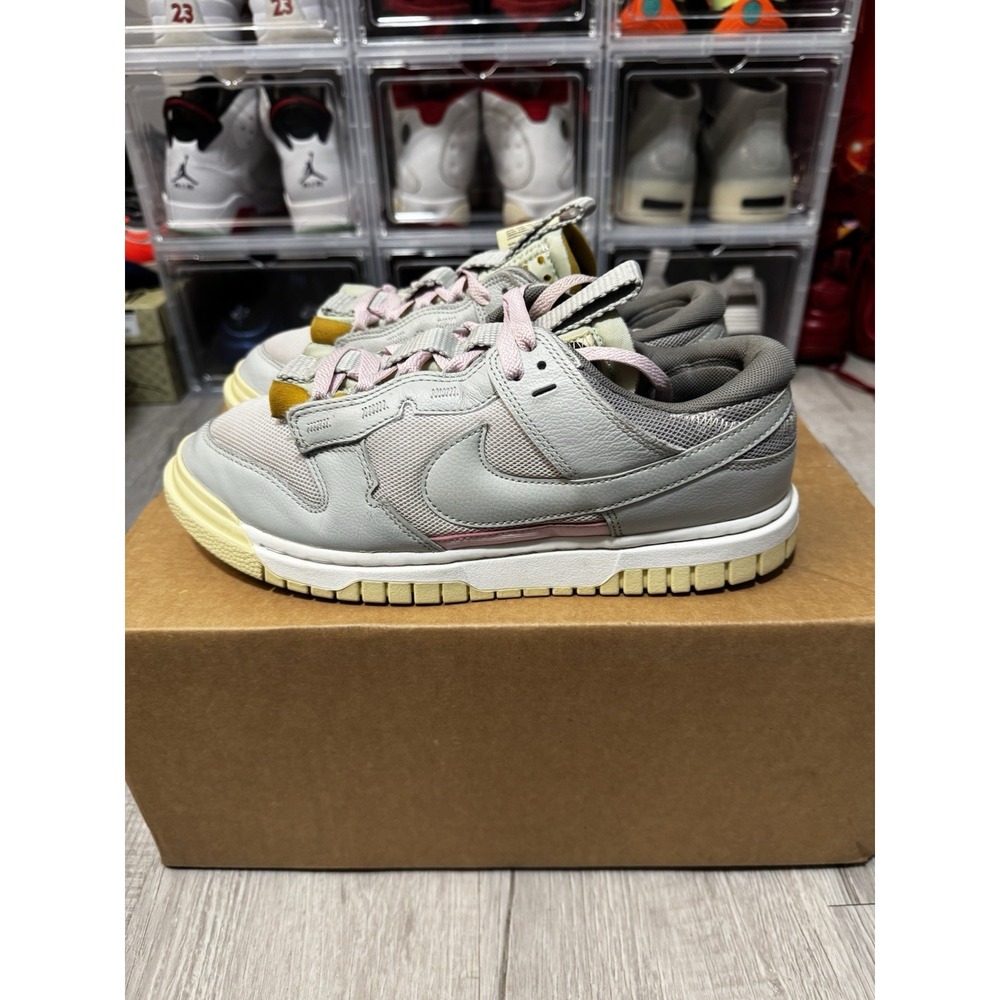 Nike Dunk Low Jumbo Mint Foam DV0821-100 9.5 men  , 11 women  EUC